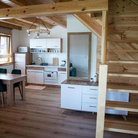 Kalinowy Sad Domki Z Jacuzzi I Sauna Mikołajki Exteriér fotografie