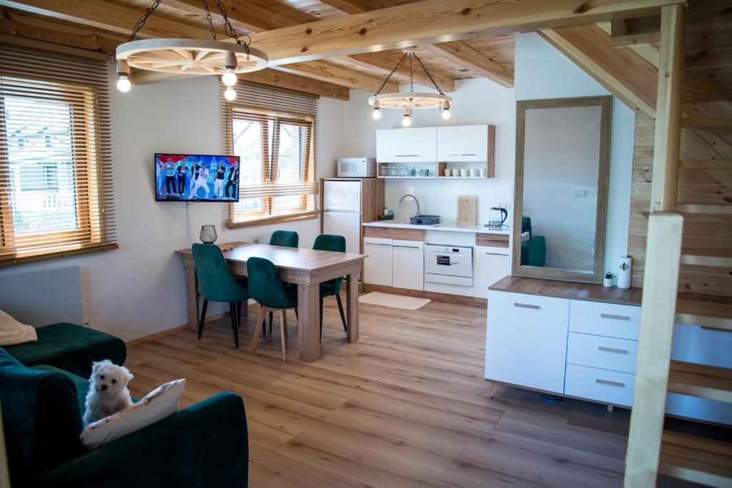 Kalinowy Sad Domki Z Jacuzzi I Sauna Mikołajki Exteriér fotografie